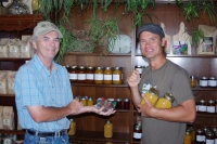 Dr. Robert Ellis at Earthwise Organic. This Man is the Human Google Of Health. He Knows It All. A Great Human and Kind Soul. Big Ups to Dr Robert!!!!